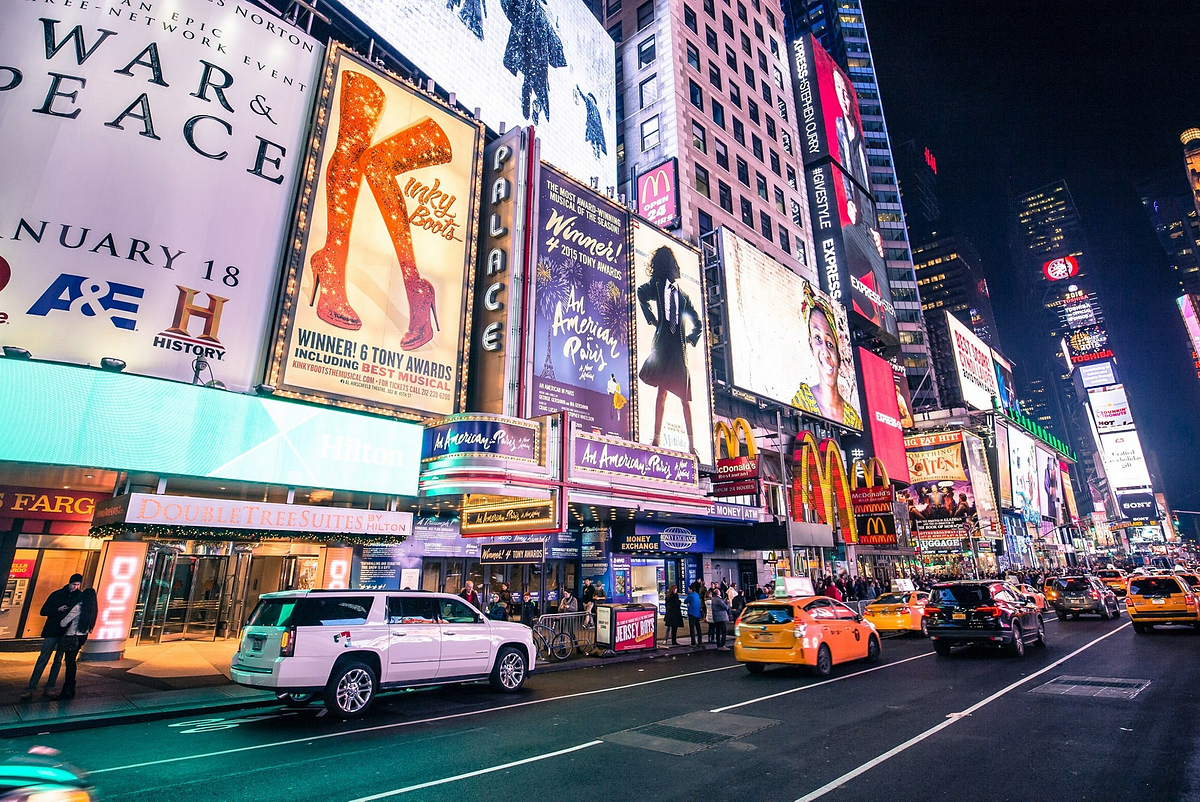 Marketing media industry 500 334